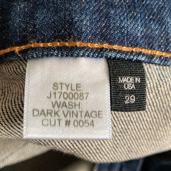 Veronica Beard Florence Shorts - Picture 6 of 6